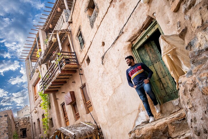 Full-day private tour- Nizwa and Jabal Akhdar - Image 3