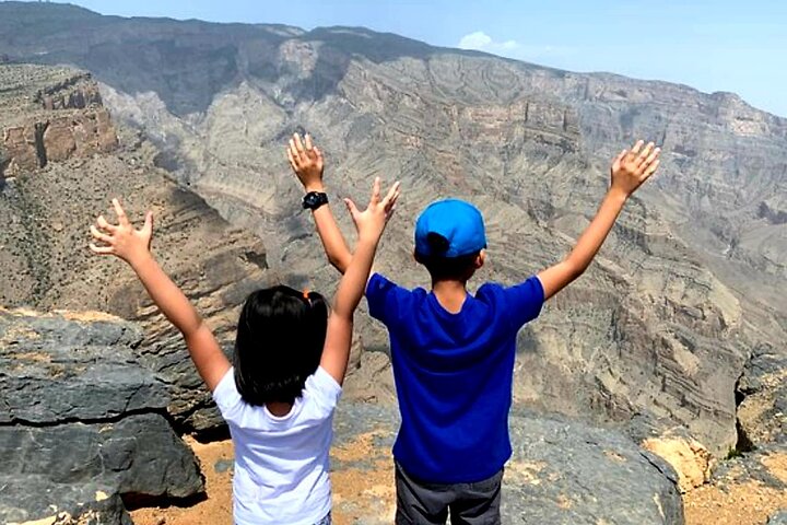 Full Day Private Tour to Nizwa and Jebel Shams from Muscat - Image 1