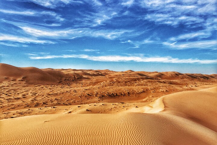 Full-Day Wahiba Desert and Wadi Bani Khalid Group Tour - Image 3