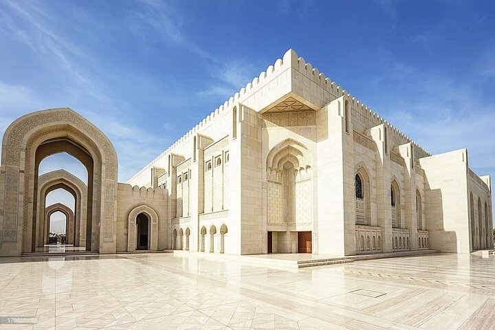 Half - Day Muscat City Bus Tours - Image 2