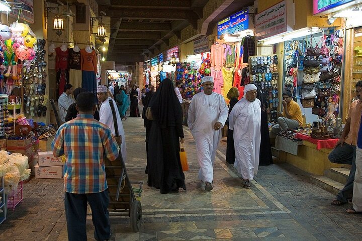 Jebal Shams Grand Canyon - Image 4