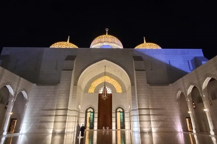 Muscat by Night - See the City in Different Light - Image 2