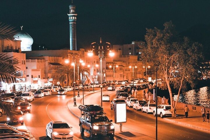 Muscat City At Night Tour - Image 4