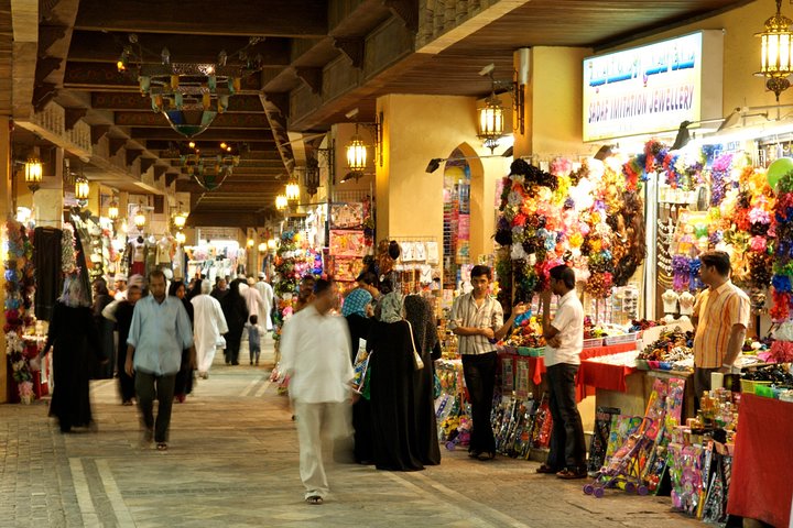 Muscat City Tour frensh or Italien Guide - Image 2