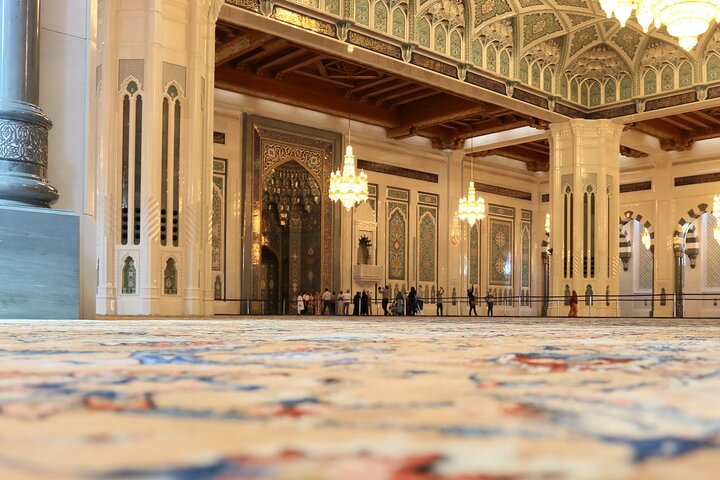 Muscat City (Whole Day Tour) - Image 2