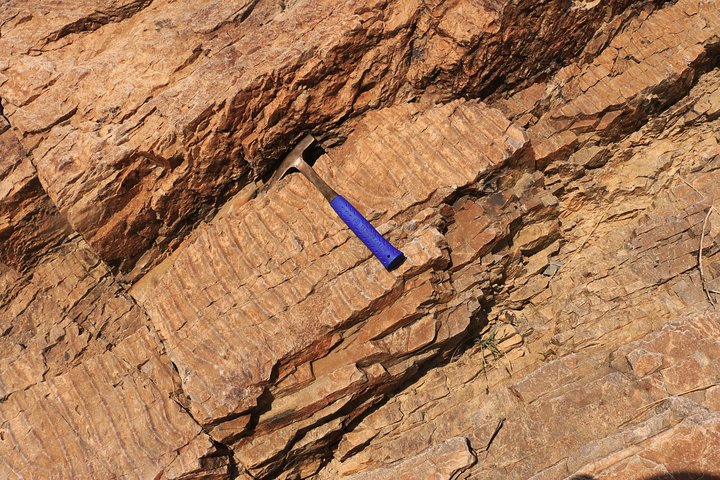 Muscat Geological Tour - Image 1