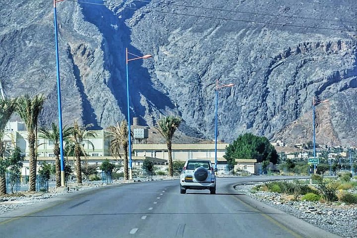 Nizwa and Green Mountain Full day tour - Image 2