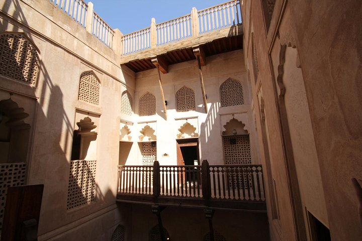 Nizwa , Bahla and Jabrin fort (tours and sightseeing) - Image 5