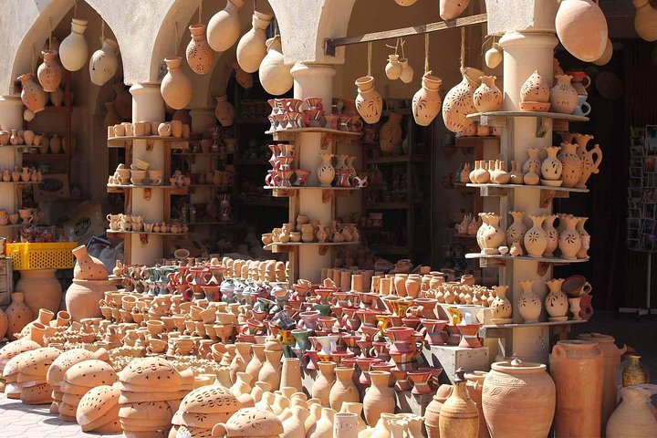 Nizwa , Bahla and Jabrin fort (tours and sightseeing) - Image 3