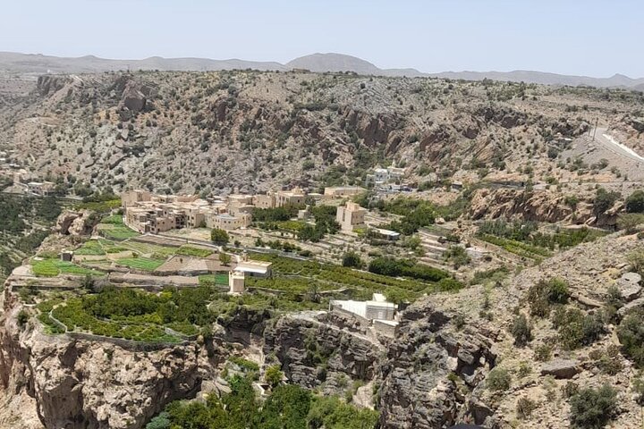 Nizwa Fort-Nizwa Souq-Birkat Al Mouz-Jebel Akhdar - Private Full Day Tour - Image 1