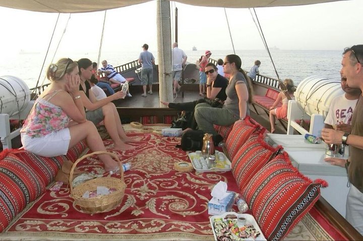 Omani dhow:Coastal and Sunset Cruise - Image 5