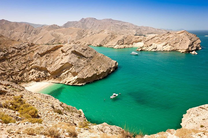 Omani dhow:Coastal and Sunset Cruise - Image 4