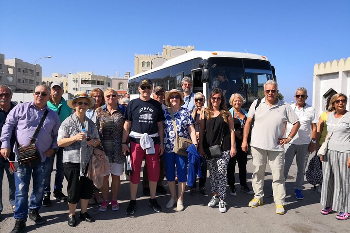 Premium Muscat half day excursion-Italian guide - Image 2