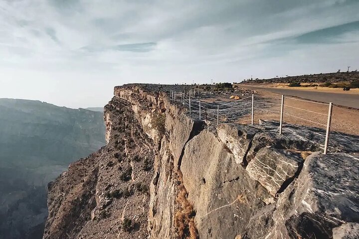 Private 2-Days Jebel Shams Overnight Camping Tours - Image 2