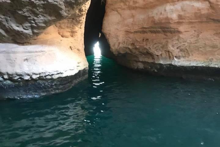 Private Day Trip to Wadi Shab & Bimmah Sinkhole Price Up To 5 Persons  - Image 5