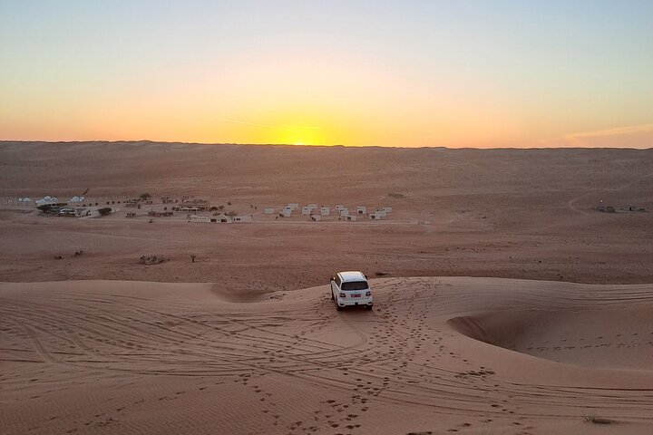 Private Desert Guided Overnight Camp Tour - Image 1