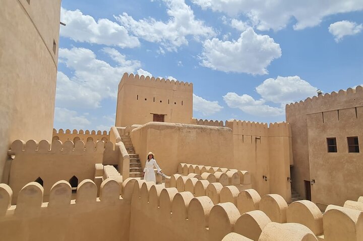 Private Friday Cattle Market-Nizwa and Jebel Akhdar-Full-Day Tour - Image 4