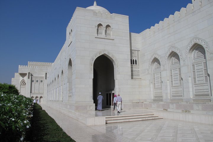 Private Full-Day Muscat City Tour, Wonderful Muscat - Image 5