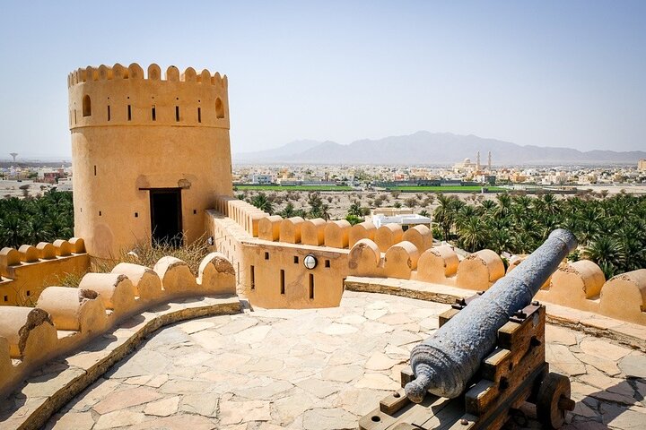 Private Full Day Tour in Al Seeb to Nakhal and Wakan Village - Image 5