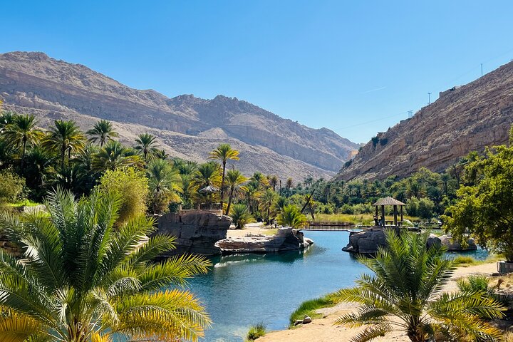 Private Oman Desert Overnight in Wahiba Sand and Wadi Exploration - Image 3