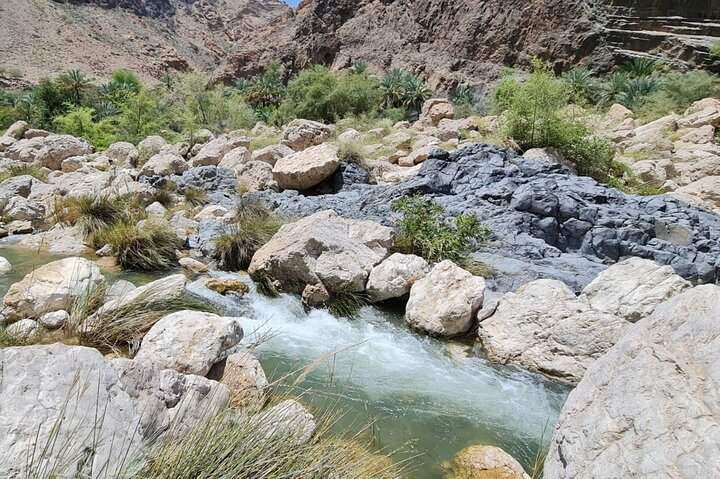 Private Wadi Arbyeen - Sinkhole - White Sand Beach- Full Day Tour - Image 4