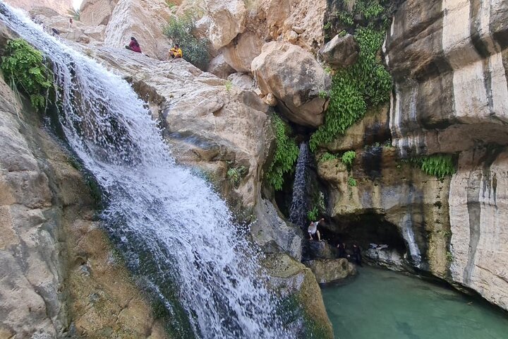 Private Wadi Tiwi - Bimmah Sinkhole - White Sand Beach - Full Day Tour - Image 5