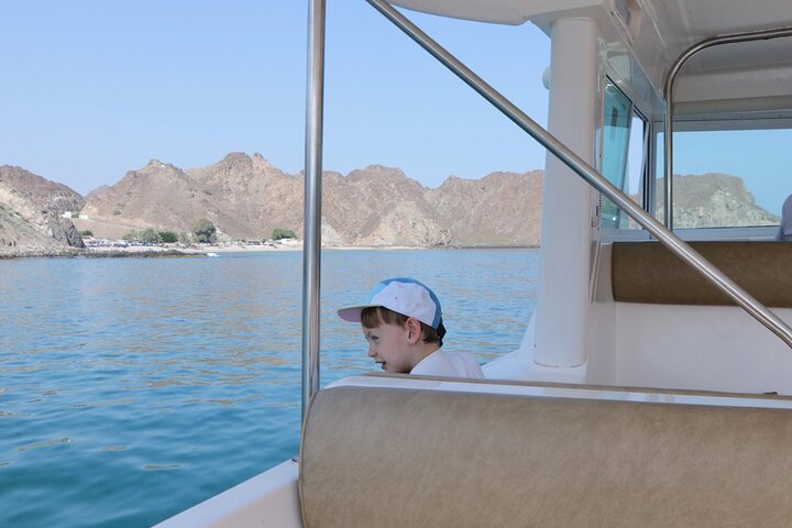 Snorkeling and Dolphin Sightseeing Private Experience - Image 1