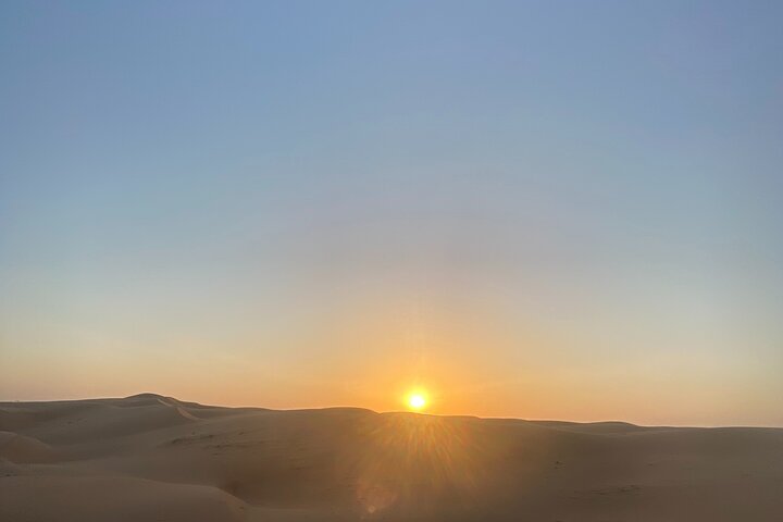 Sunset watching in Al Wahiba Sand - Image 1