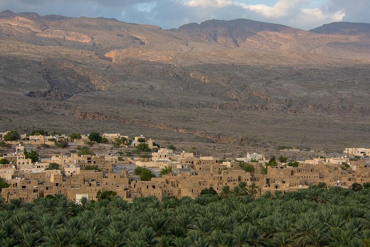Travel to Nizwa & Jebel Shams "Oman Grand canyon" - Image 4