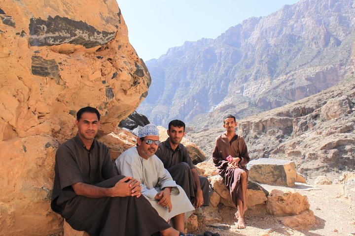 Wadi Sahtan (Day trip from Muscat) 4WD �Mandoos-The Chest of Oman - Image 1