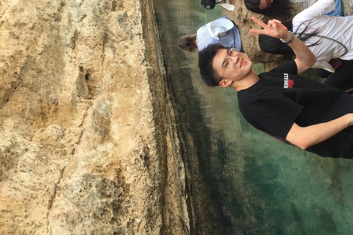 Wadi Shab a full day + free lunch + sinkhole - Image 2