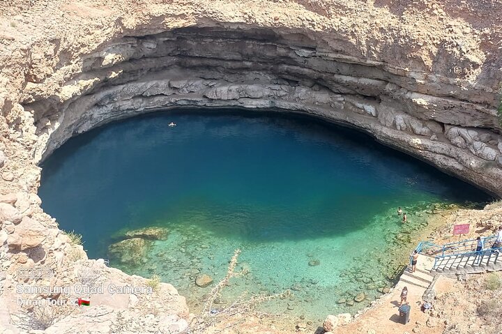 Wadi Shab Adventure & Bimmah Sinkhole and Fins White Beach Full Day Tour  - Image 1