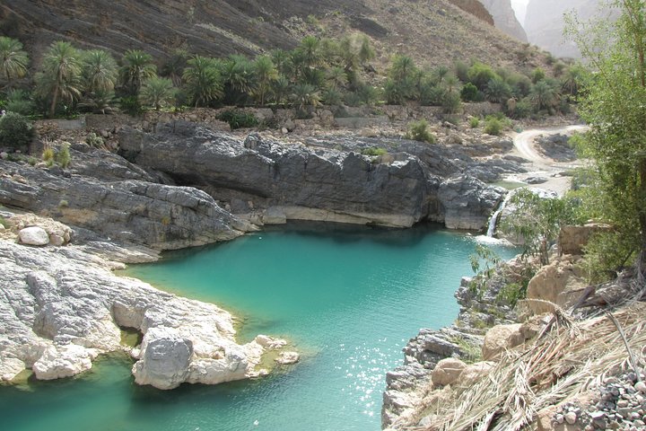 Wadi Shab and Bimmah Sinkhole 4X4 - Image 1