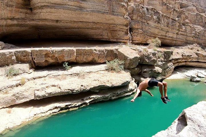 Wadi Shab full day tour - Image 4