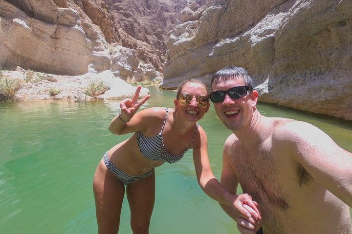 Wadi Shab full day tour (Muscat tours) : Weddings & Honeymoon - Image 1
