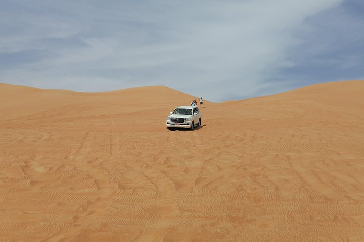 Wahiba Sand & Wadi merci khaled - Image 5