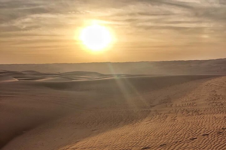 Watching Sunrise in Wahiba Sand Desert - Early Morning Tour - Image 2