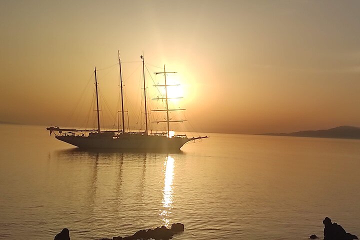 4-Hours Private Tour in Mykonos - Image 2