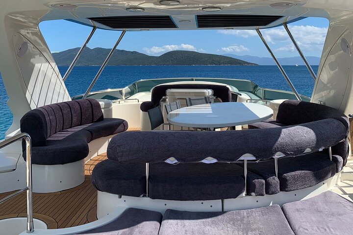 5 hour Private Yacht Cruise in Delos Rhenia Mykonos Azimut 80 - Image 2