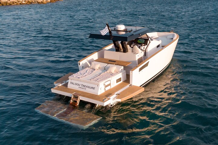 5 hour Private Yacht Cruise in Delos Rhenia Mykonos Tesoro 40 - Image 1