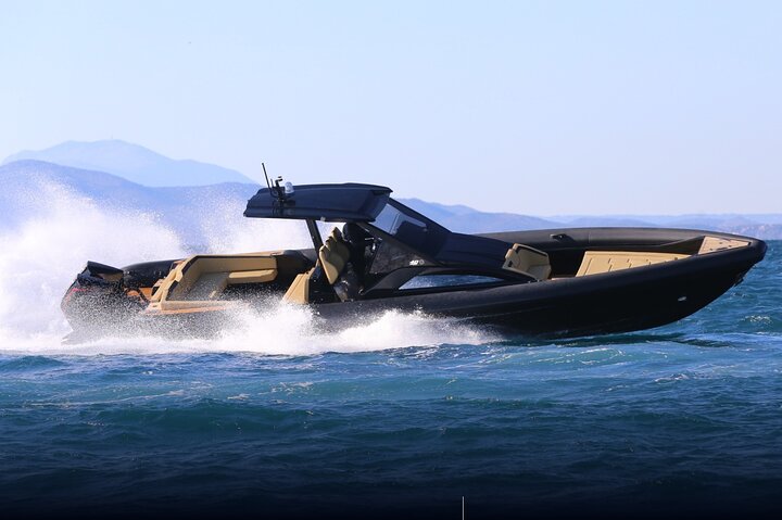 5 Hour Private Yacht Cruise in Delos Rhenia Technohull 40 Thunder - Image 1