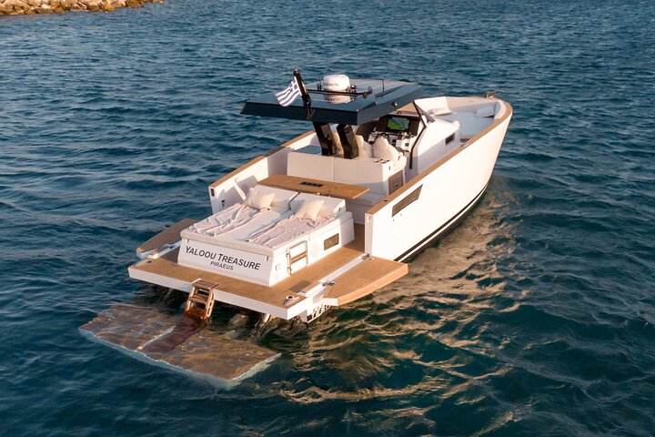 5 hour Private Yacht Cruise in Mykonos Tesoro 40 - Image 1