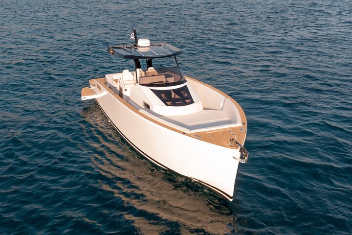 5 hour Private Yacht Cruise in Mykonos Tesoro 40 - Image 5