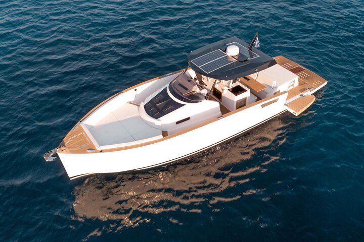 8 hour Private Yacht Cruise in Mykonos Tesoro 40 - Image 3