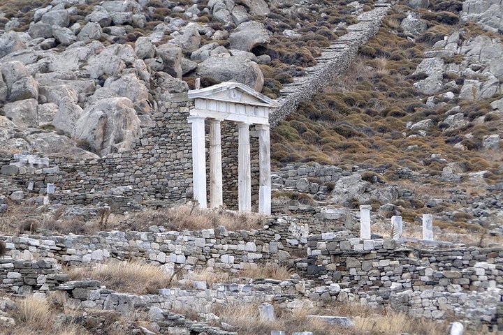 Back to 2nd century BC boat tour to Delos island - Image 3