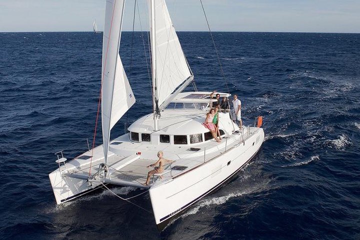 Catamaran Day & Sunset Cruises with meals Drinks and transportation - Image 2