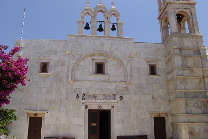 Complete tour of Mykonos & Wine (or Beer) tasting - Image 4