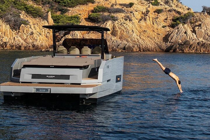 Private 5-Hour Cruise on Brand-New Luxury Yacht in Mykonos (Para Voce) - Image 3