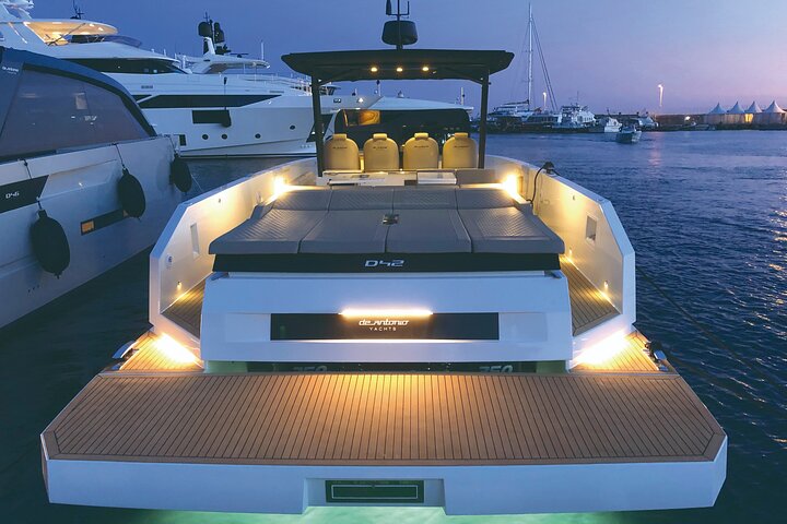 Private 5-Hour Cruise on Brand-New Luxury Yacht in Mykonos (Para Voce) - Image 1