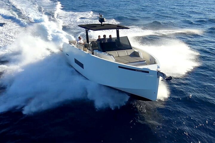 Private 5-Hour Cruise on Brand-New Luxury Yacht in Mykonos (Para Voce) - Image 5